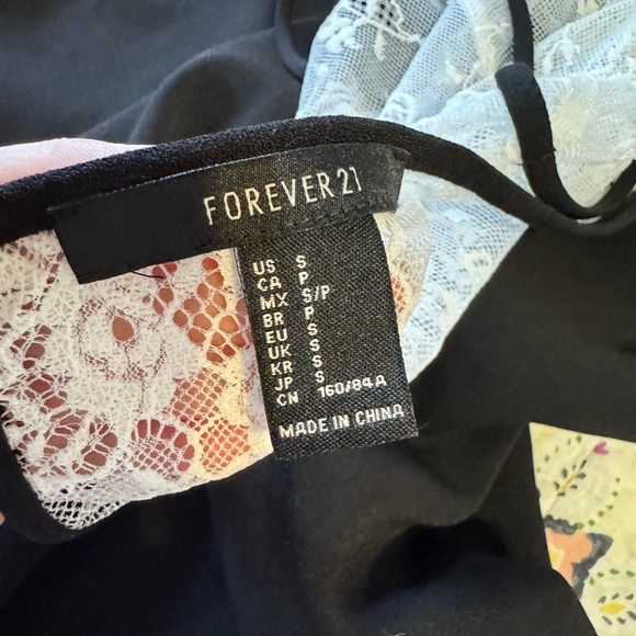 Forever 21 black and white lace dress - Picture 7 of 8